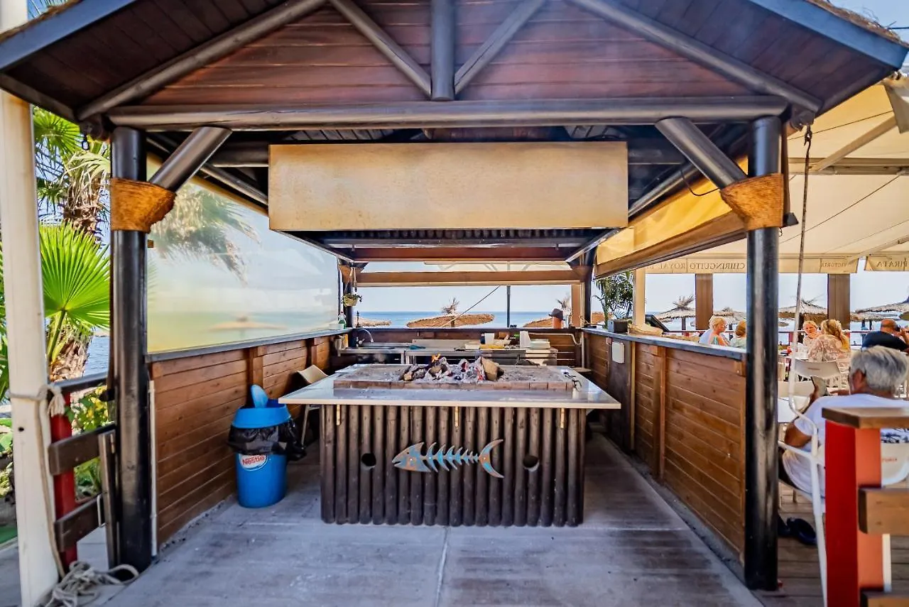Appartamento Luxury 2 Bedroom Beachfront Apt In Bali-Boho Style Sitio de Calahonda